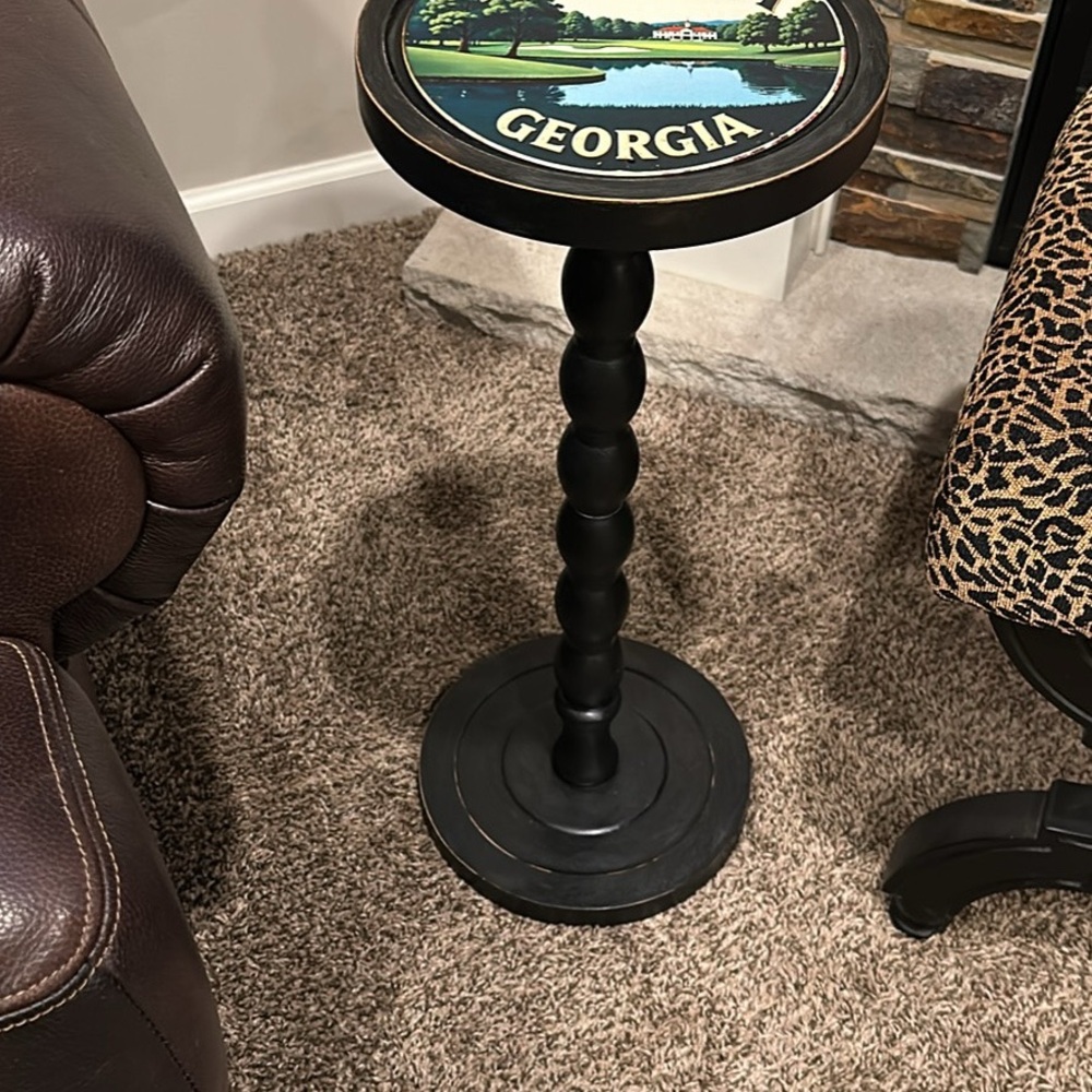 Augusta Georgia Round Accent Pedestal Table - Golf Table